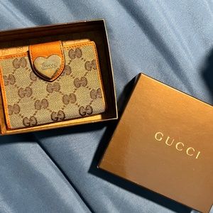 GUC Gucci Heart Monogram GG Card Holder Wallet
